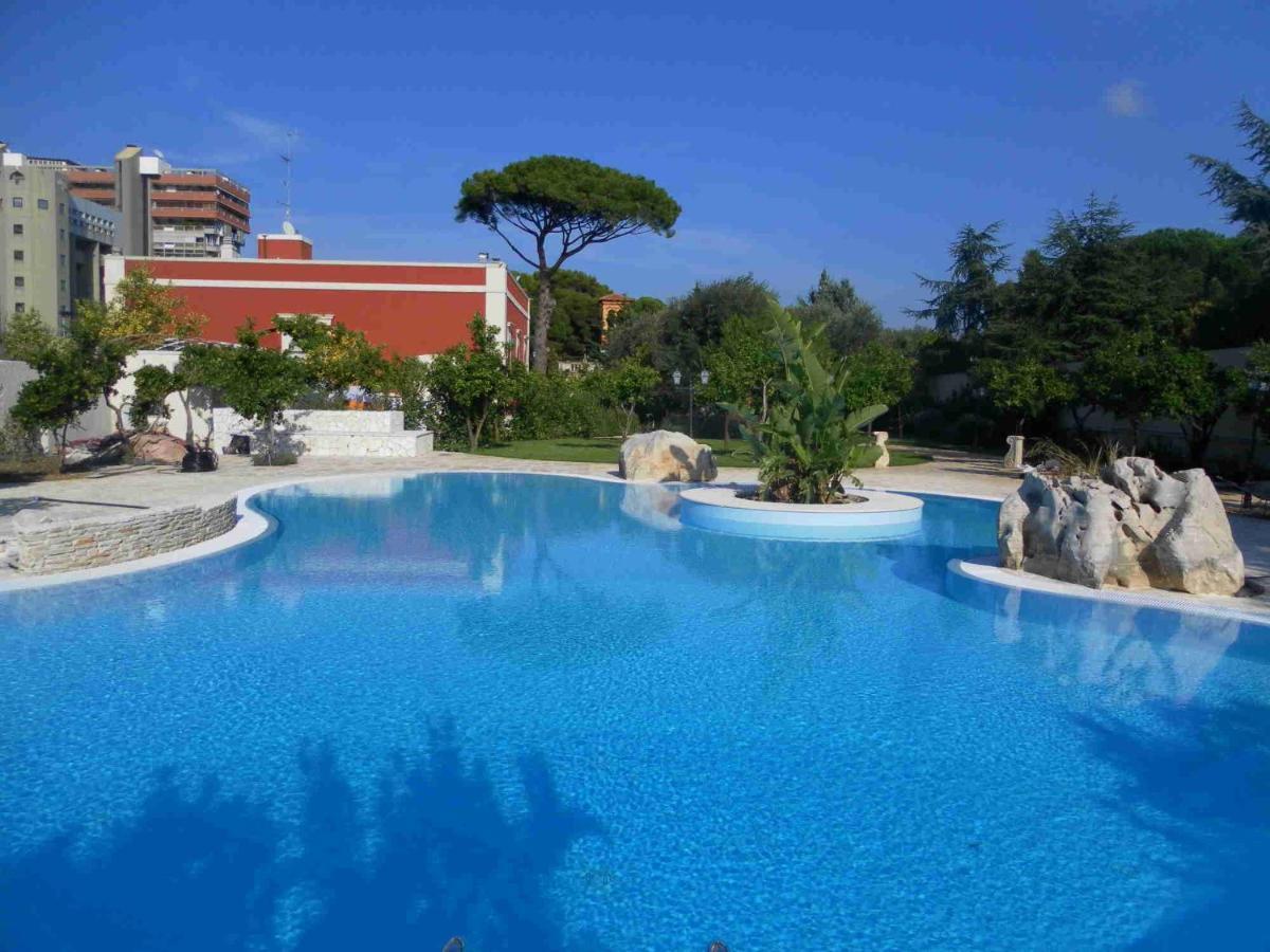 Executive L'Orangerie Bb Hotell Bari Eksteriør bilde